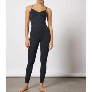 Nike Yoga Lux Dri-Fit 7/8 Jumpsuit Black One Piece DD5808 Size XL NWT